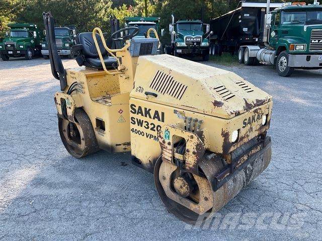 Sakai SW320 Rouleaux tandem