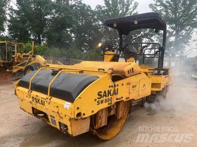 Sakai SW880 Rouleaux tandem