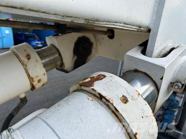 Scania P113ML Camion nacelle