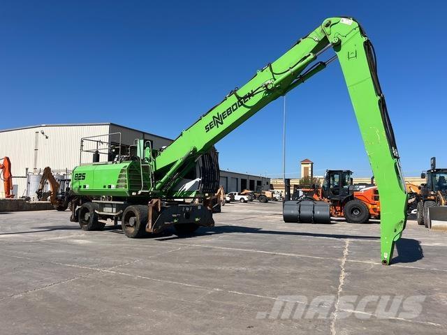 Sennebogen 825 Pelle à déchets