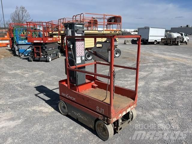 SkyJack SJ12 Mât vertical