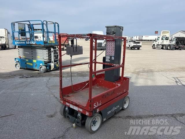 SkyJack SJ12 Mât vertical