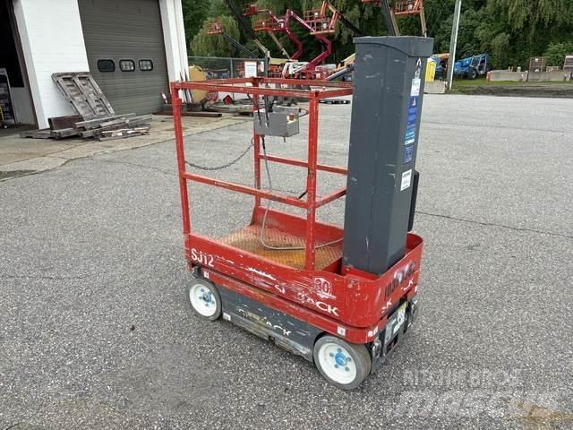 SkyJack SJ12 Mât vertical