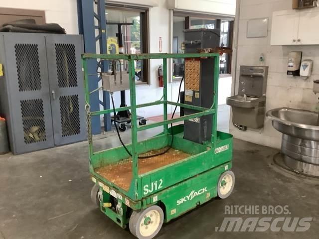 SkyJack SJ12 Mât vertical