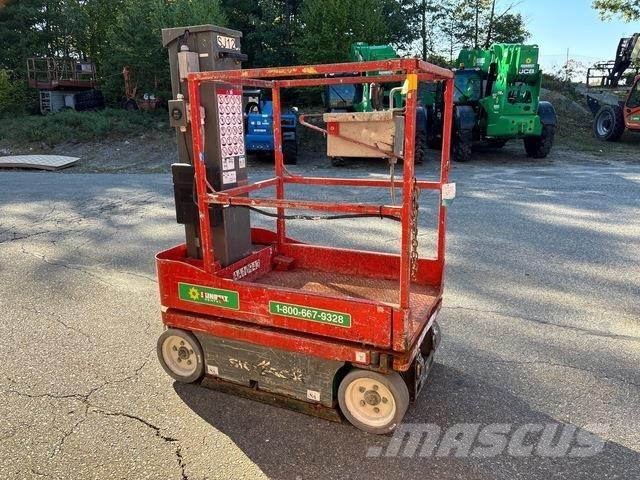 SkyJack SJ12 Mât vertical