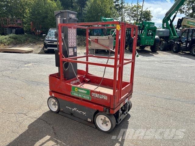 SkyJack SJ12 Mât vertical