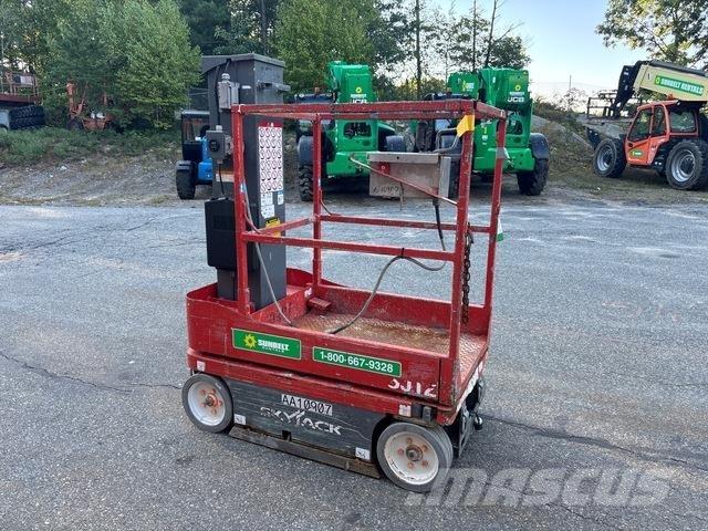 SkyJack SJ12 Mât vertical