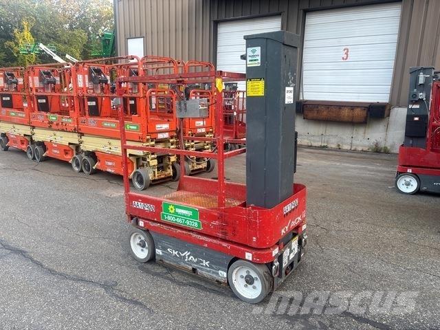 SkyJack SJ12 Mât vertical