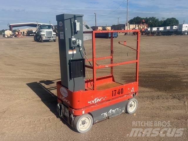 SkyJack SJ16 Mât vertical