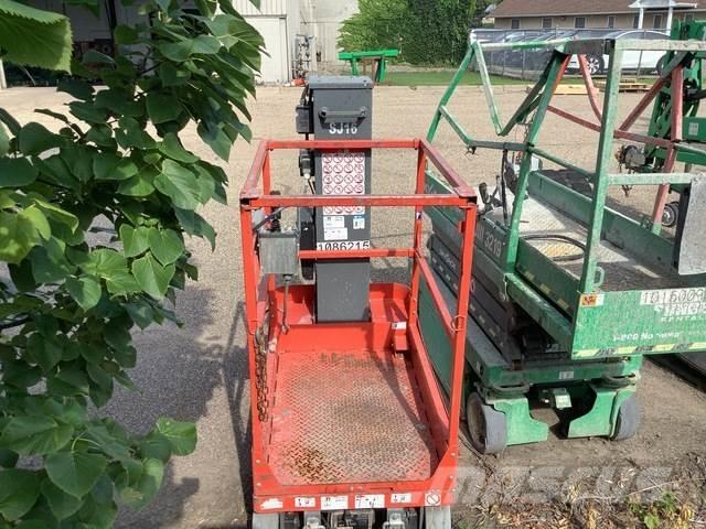 SkyJack SJ16 Mât vertical