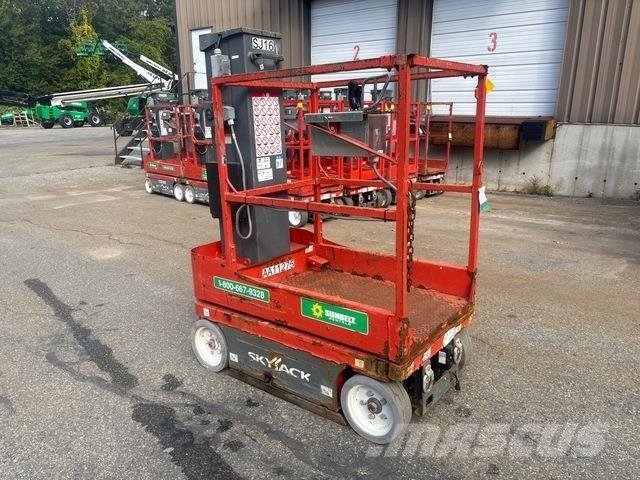 SkyJack SJ16 Mât vertical