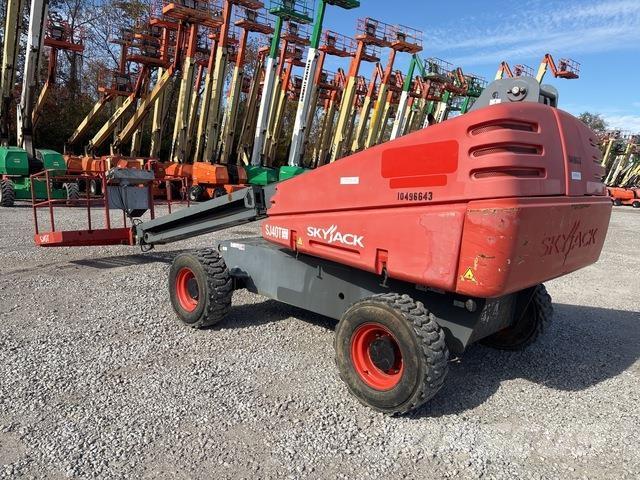 SkyJack SJ40T Nacelles télescopiques