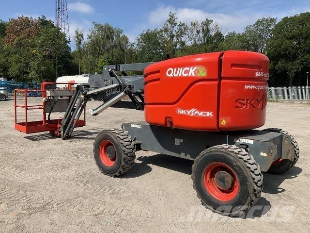 SkyJack SJ46AJ Nacelles articulées