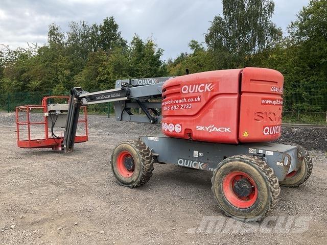 SkyJack SJ51AJ Nacelles articulées