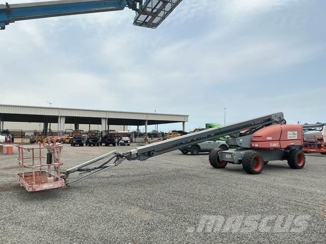 SkyJack SJ86T Chariot télescopique