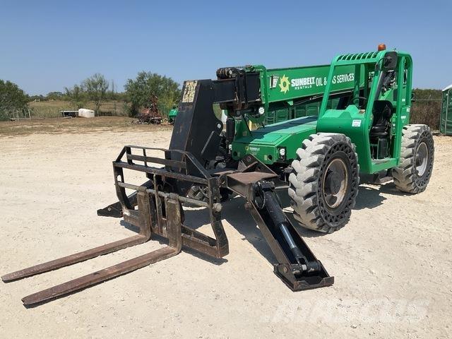 SkyTrak 10042 Chariot télescopique