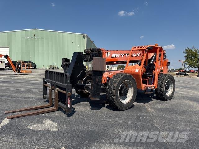 SkyTrak 10054 Chariot télescopique