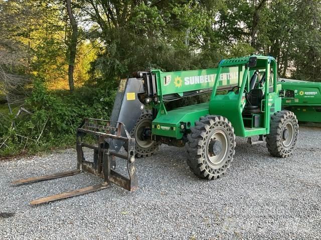 SkyTrak 6042 Chariot télescopique