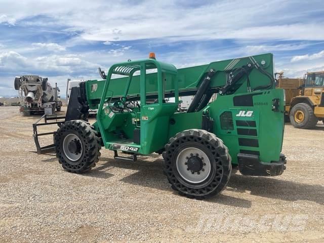 SkyTrak 6042 Chariot télescopique