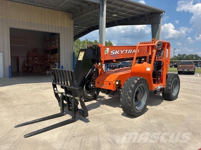 SkyTrak 6042 Chariot télescopique