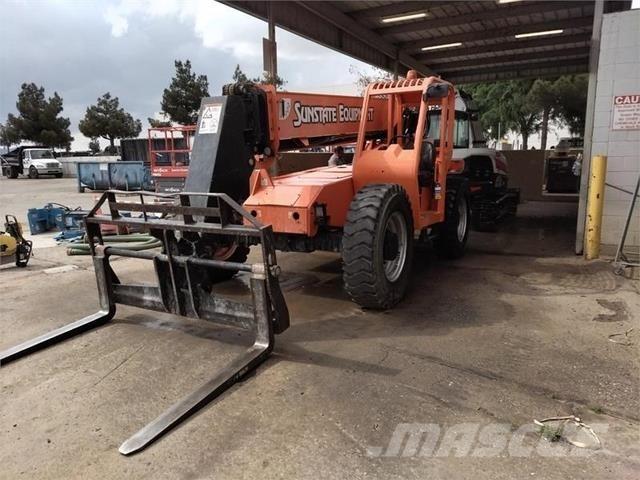 SkyTrak 6042 Chariot télescopique