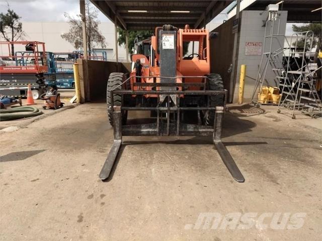 SkyTrak 6042 Chariot télescopique