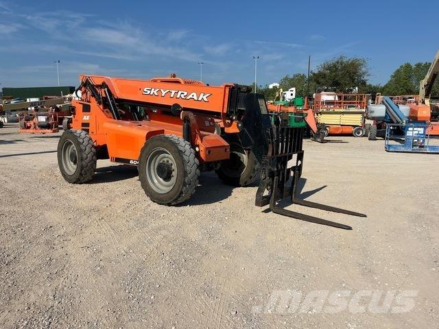 SkyTrak 6042 Chariot télescopique