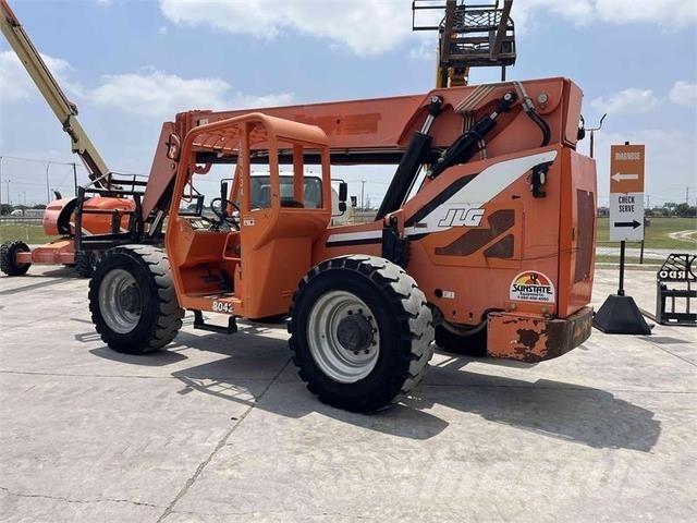 SkyTrak 8042 Chariot télescopique