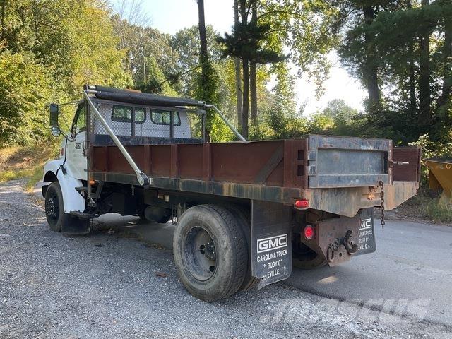 Sterling L7500 Camion benne