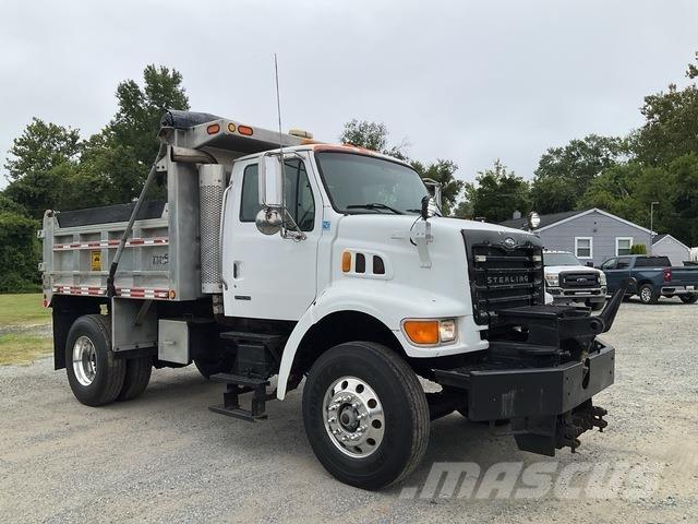 Sterling L7500 Camion benne
