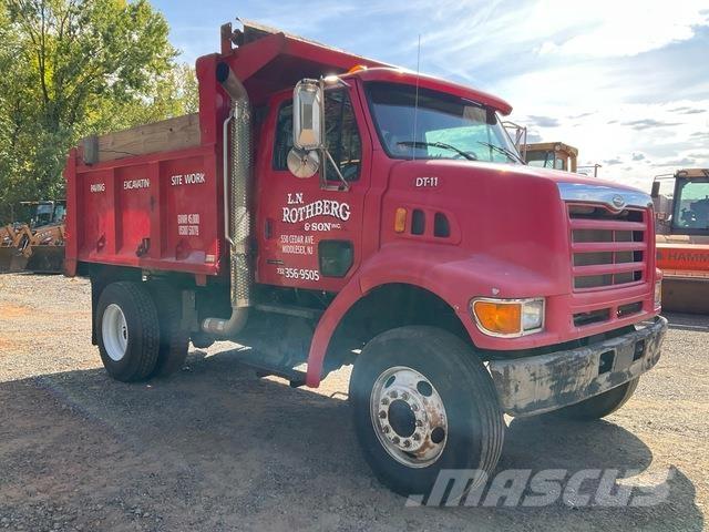 Sterling L7500 Camion benne