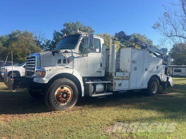 Sterling L7500 Camions et véhicules municipaux