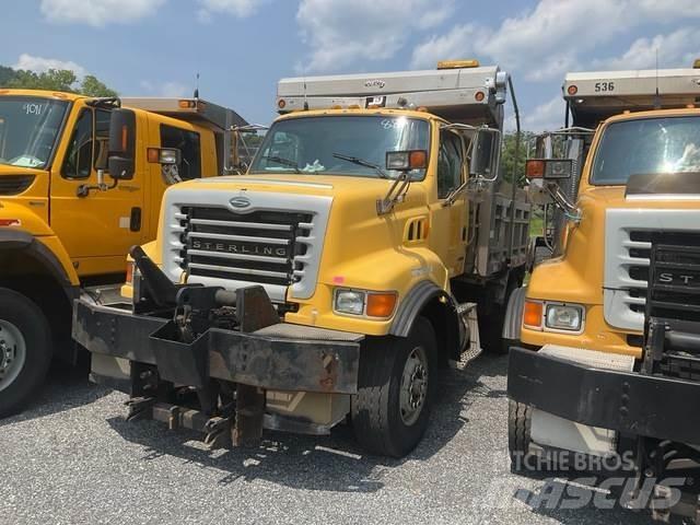 Sterling L8500 Camion benne