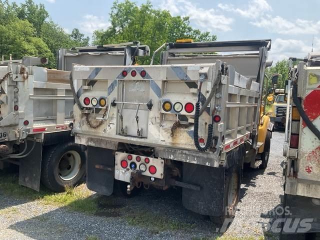 Sterling L8500 Camion benne