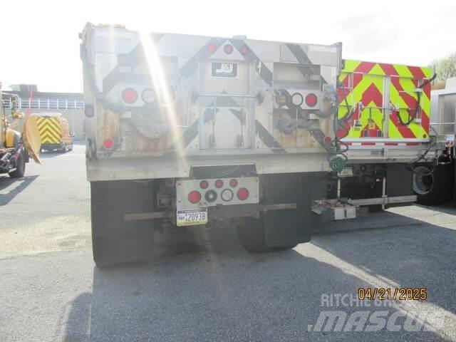 Sterling L8500 Camion benne