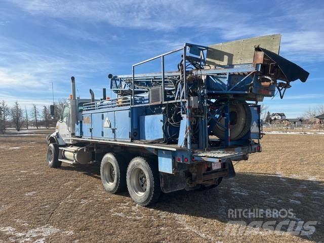 Sterling L9500 Camion foreuse
