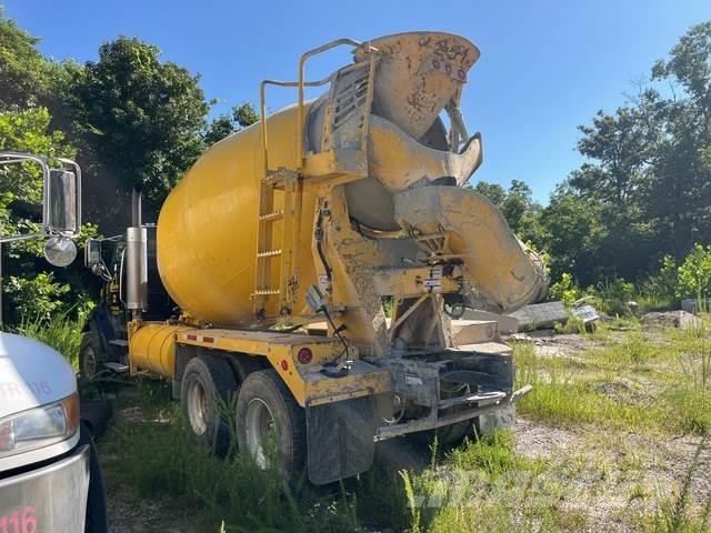 Sterling L9500 Autre camion