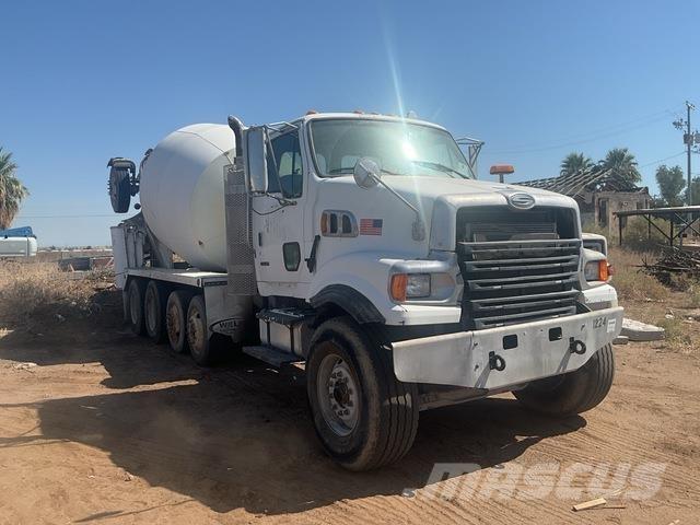 Sterling L9500 Autre camion