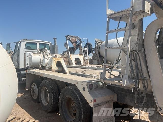 Sterling L9500 Autre camion