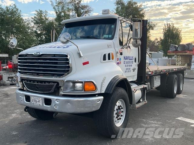 Sterling L9500 Camion plateau