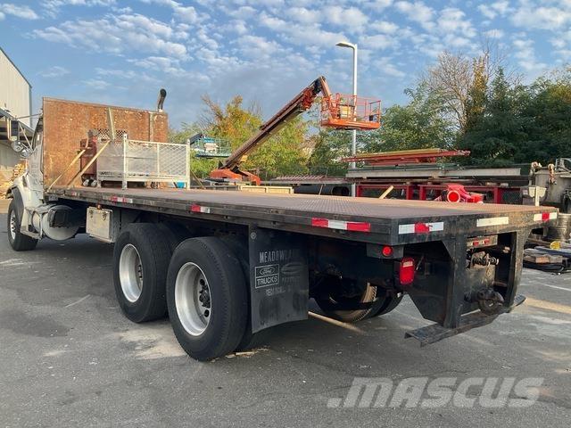 Sterling L9500 Camion plateau