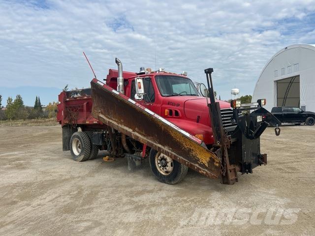 Sterling L9500 Chasse neige