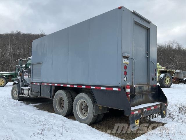 Sterling L9500 Motrici cisterna