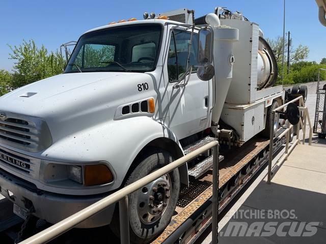 Sterling M7500 Camion aspirateur, Hydrocureur