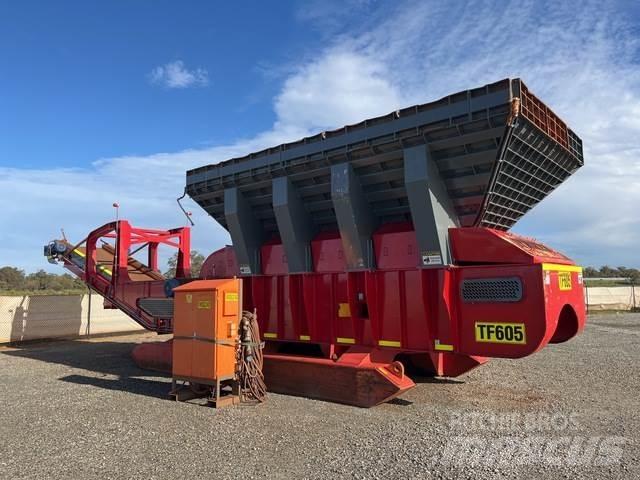 Striker TL2000 Construction - Autres