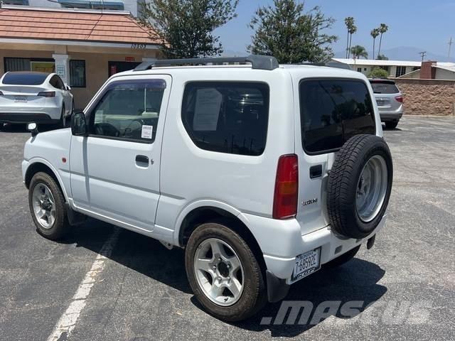 Suzuki Jimmy Voiture
