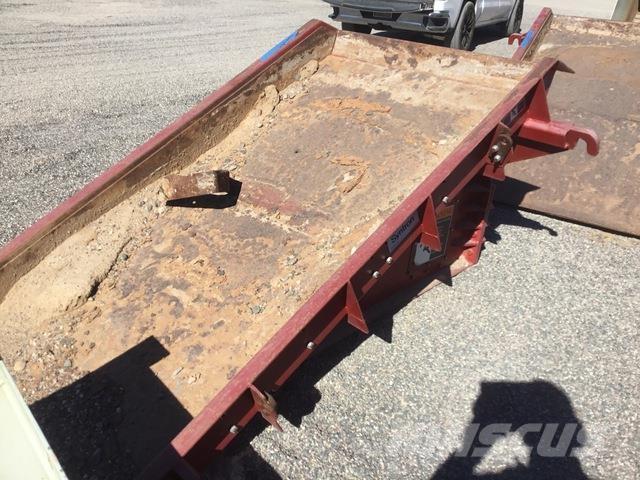  Syntron MF400 Convoyeur d´aliments