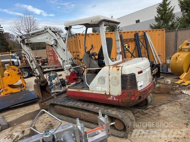 Takeuchi TB145 Pelle sur chenilles