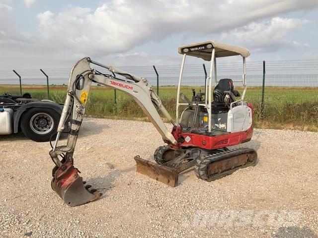 Takeuchi TB216 Mini pelle < 7t