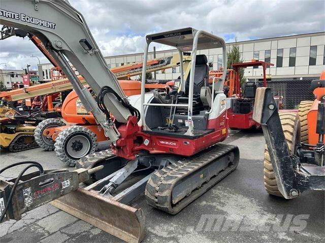 Takeuchi TB260 Pelle sur chenilles